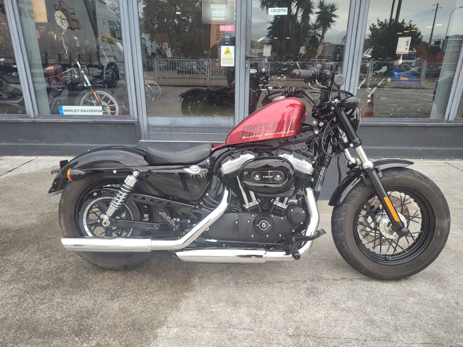 Forty-Eight | Ano: 2015 | kms: 14.300 | Preço: 12.750€